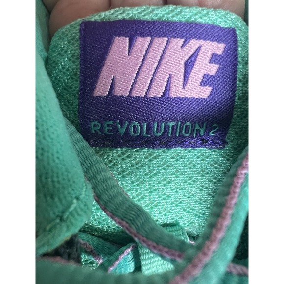 Nike Revolution 2 Womens Size 8.5 Black Green Athletic Shoes Sneakers Comfort - Picture 10 of 11